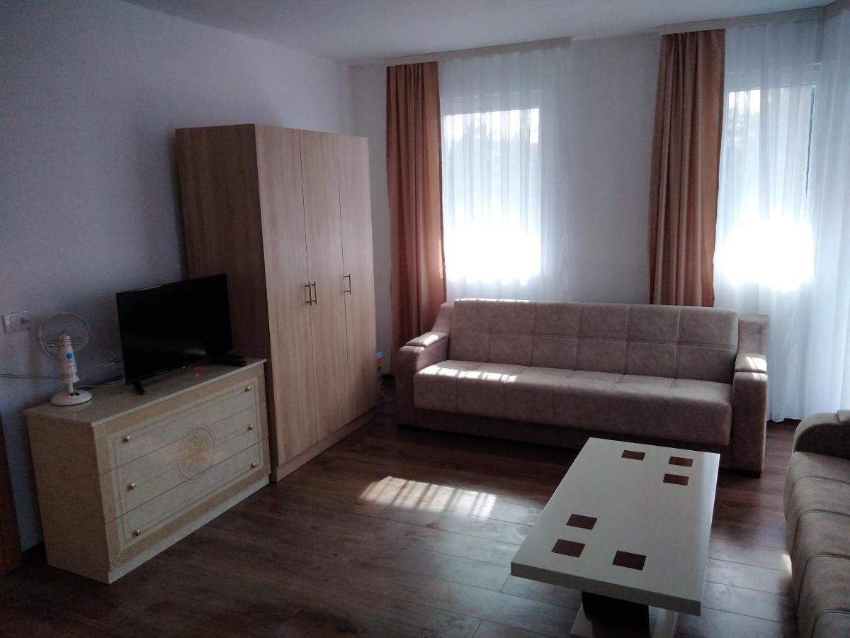 Vila Centar Mb Bed & Breakfast Sjenica Bagian luar foto