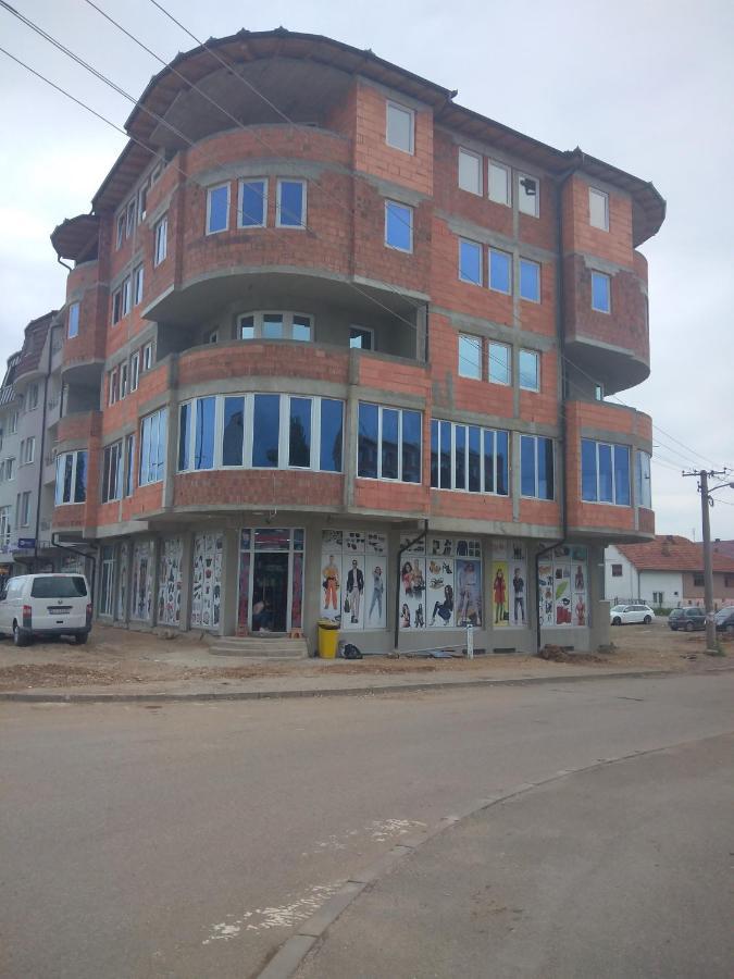 Vila Centar Mb Bed & Breakfast Sjenica Bagian luar foto